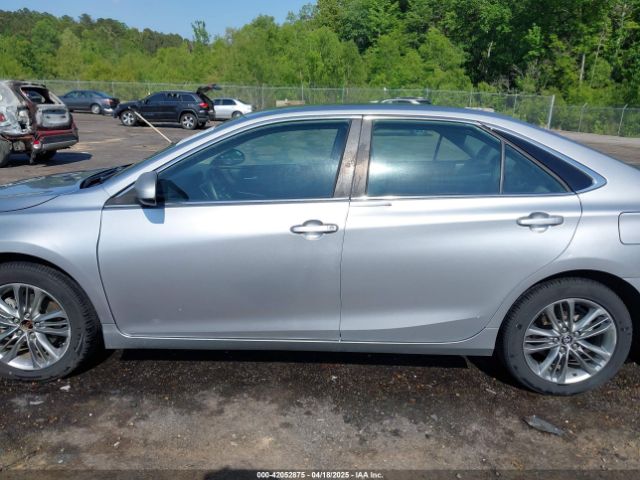 4T1BF1FK5FU873942 Toyota CAMRY SE