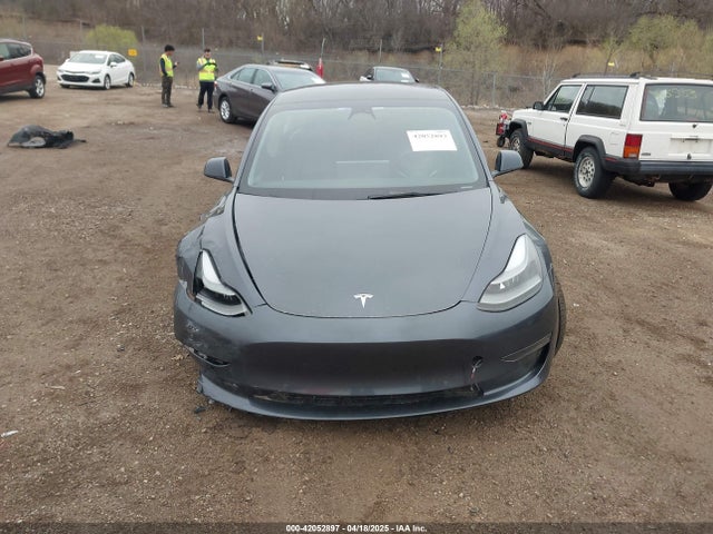 Tesla Model 3 Performance Dual Motor All-wheel Drive 2022 5YJ3E1EC1NF330567 Image 12