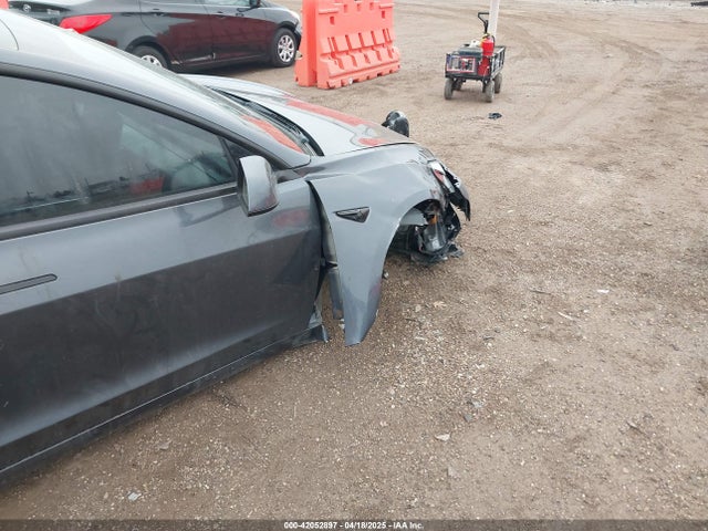 Tesla Model 3 Performance Dual Motor All-wheel Drive 2022 5YJ3E1EC1NF330567 Image 20