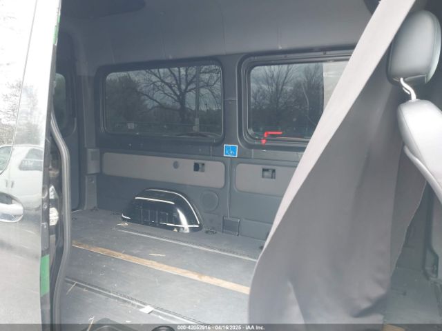 WDZPF0CD3KP130537 Mercedes-Benz Sprinter 2500 High Roof V6