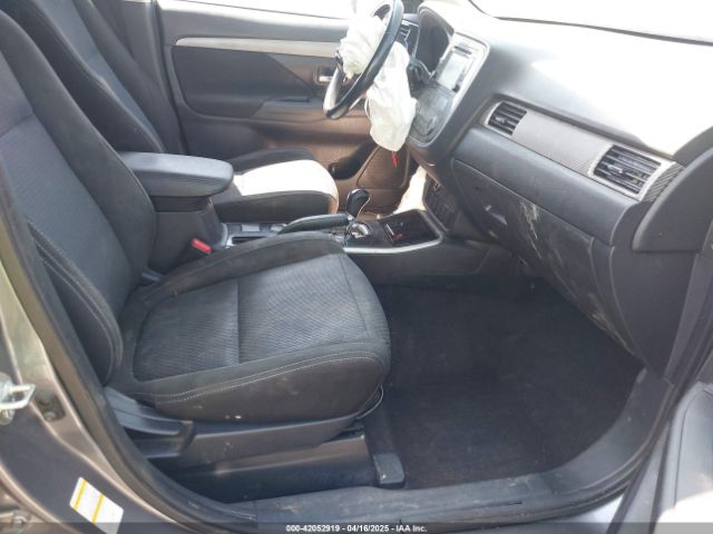 2017 MITSUBISHI OUTLANDER JA4AD2A39HZ033223 Photo 4