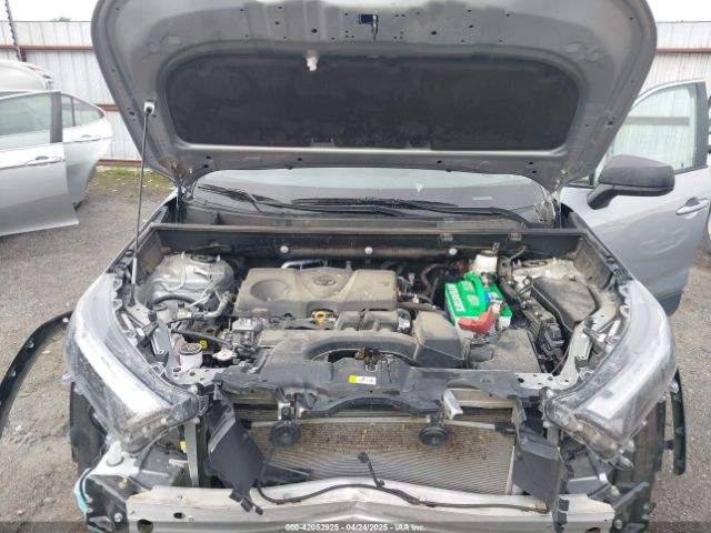 2T3H1RFVXRW311631 Toyota RAV4 LE
