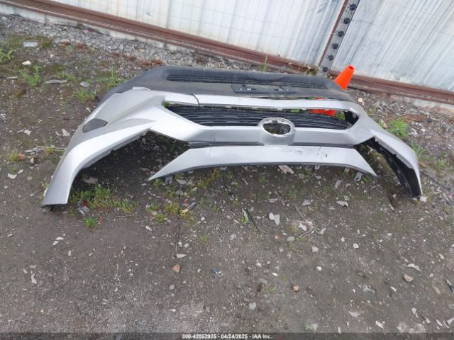 2T3H1RFVXRW311631 Toyota RAV4 LE