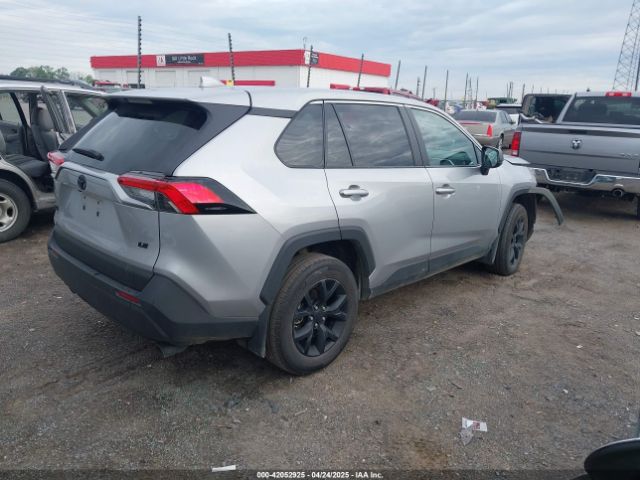 2T3H1RFVXRW311631 Toyota RAV4 LE