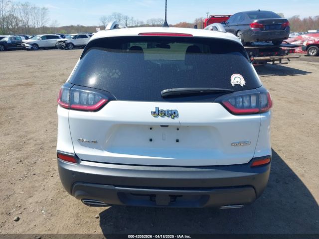 1C4PJMLXXKD107760 Jeep Cherokee Latitude Plus 4x4