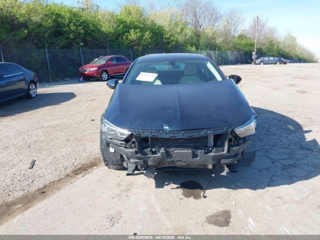 W04GL6SXXJ1057573 Buick Regal Sportback Preferred