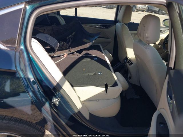 W04GL6SXXJ1057573 Buick Regal Sportback Preferred
