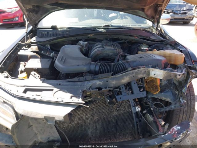 2C3CCAEG8GH113057 Chrysler 300C