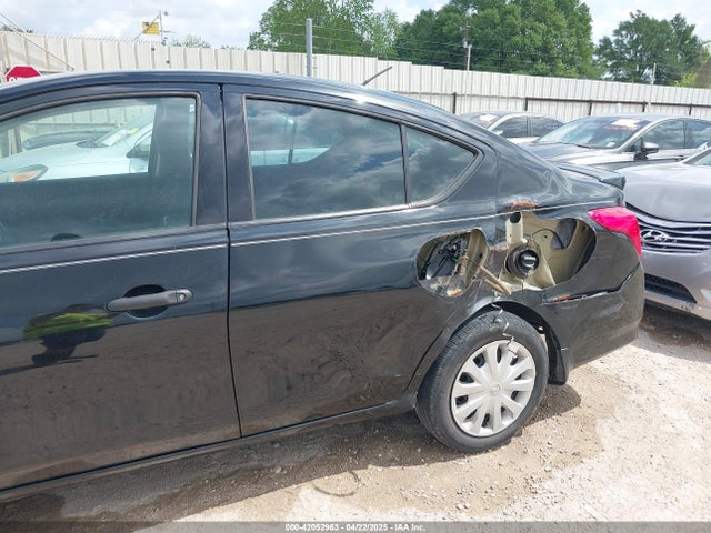 3N1CN7AP5HL864501 Nissan Versa 1.6 S+