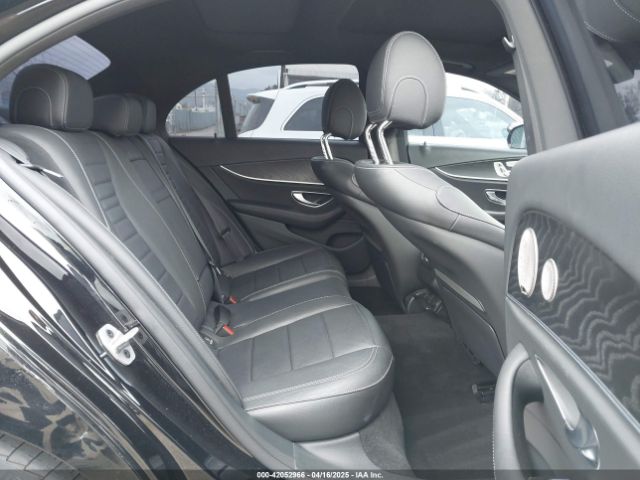 W1KZF5KB8NB092932 Mercedes-Benz E 450 4matic