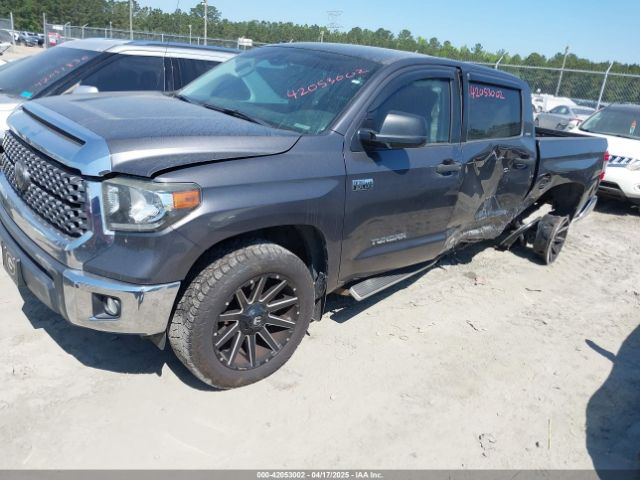 5TFDW5F15JX768515 Toyota Tundra Sr5 5.7l V8