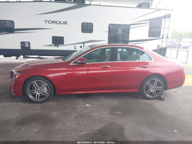 WDDZF4KB3KA489637 Mercedes-Benz E 300 4matic