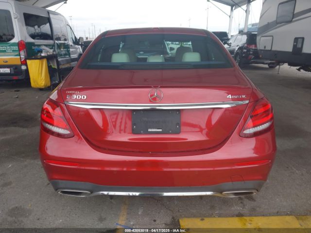 WDDZF4KB3KA489637 Mercedes-Benz E 300 4matic