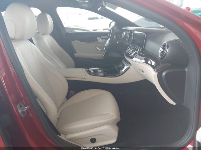 WDDZF4KB3KA489637 Mercedes-Benz E 300 4matic
