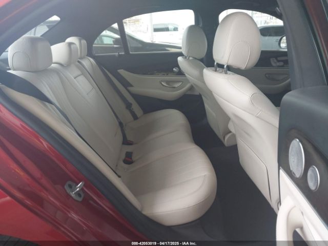 WDDZF4KB3KA489637 Mercedes-Benz E 300 4matic
