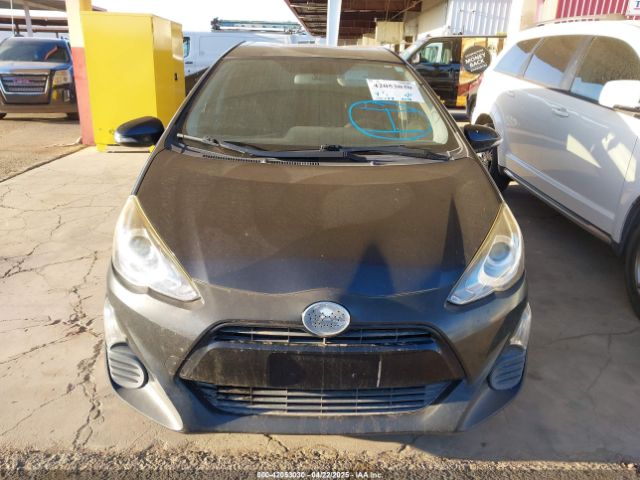 JTDKDTB39G1121961 Toyota Prius C Two