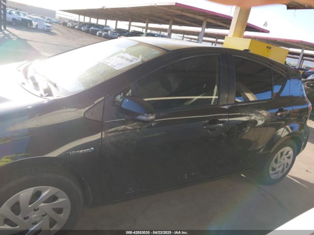 JTDKDTB39G1121961 Toyota Prius C Two