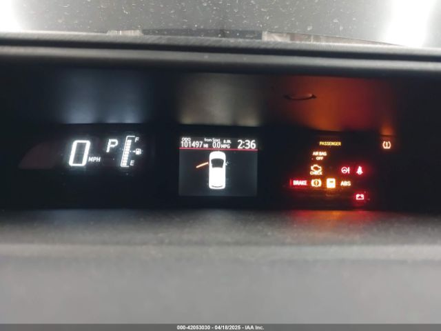 JTDKDTB39G1121961 Toyota Prius C Two