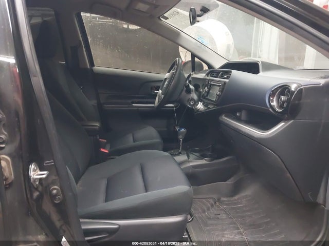 JTDKDTB32G1125284 Toyota Prius C Two