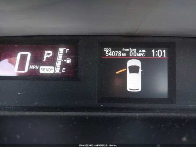 JTDKDTB31G1125194 Toyota Prius C Two