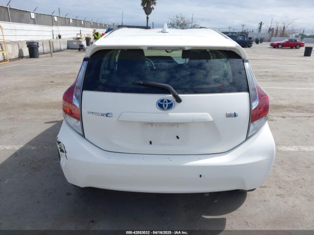 JTDKDTB31G1125194 Toyota Prius C Two