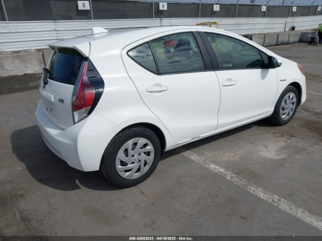 JTDKDTB31G1125194 Toyota Prius C Two