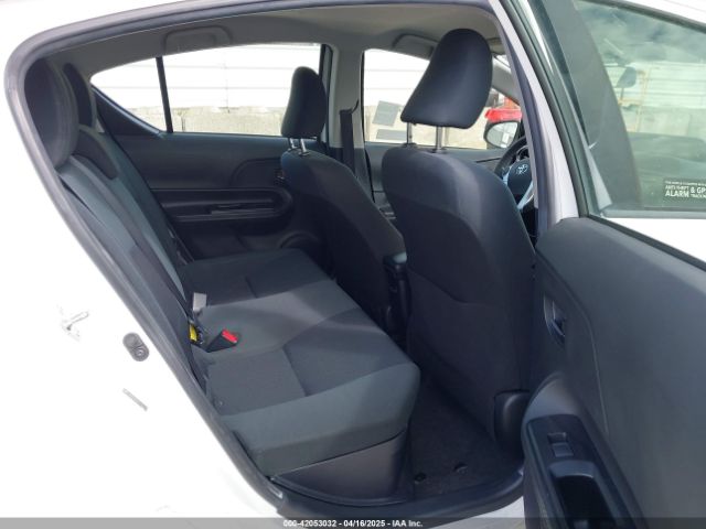 JTDKDTB31G1125194 Toyota Prius C Two