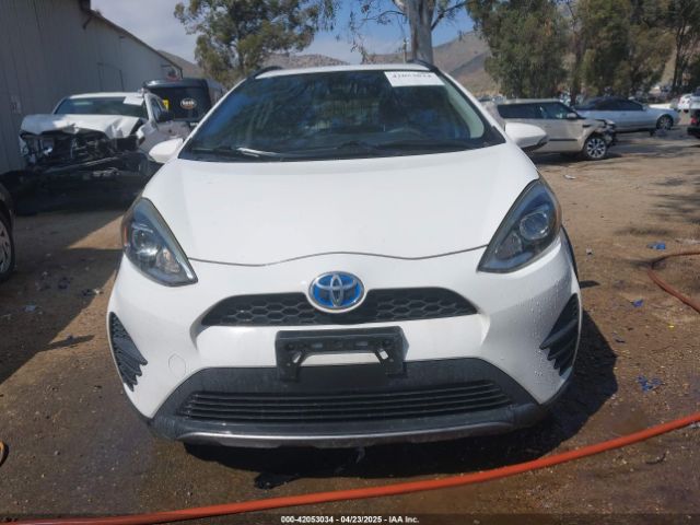 JTDKDTB36J1612947 Toyota Prius C Two