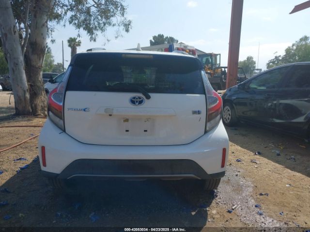 JTDKDTB36J1612947 Toyota Prius C Two