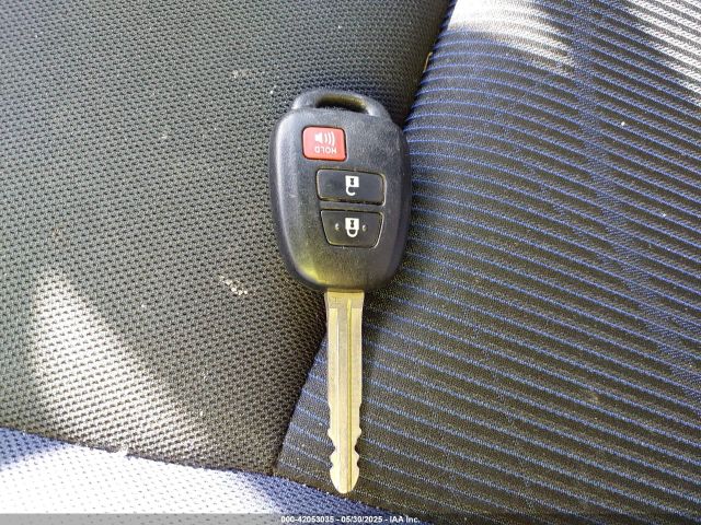JTDKDTB33J1615532 Toyota Prius C Two