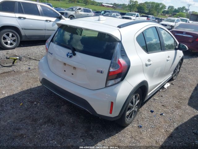 JTDKDTB33J1615532 Toyota Prius C Two