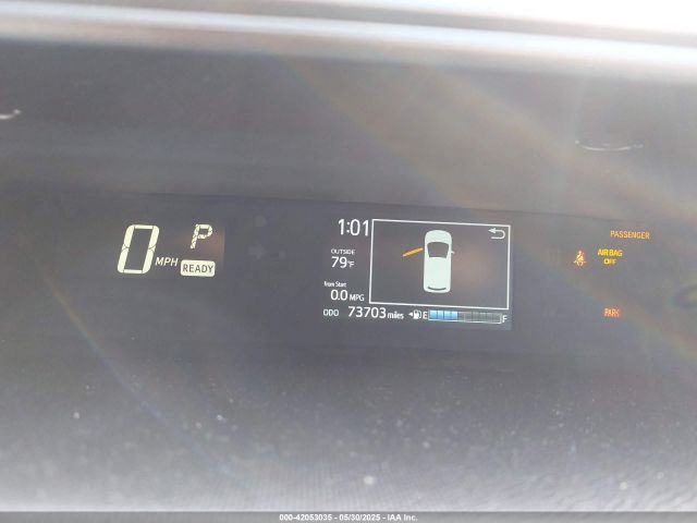 JTDKDTB33J1615532 Toyota Prius C Two
