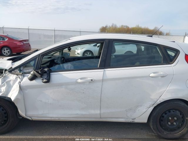 3FADP4TJ2GM170673 Ford FIESTA S