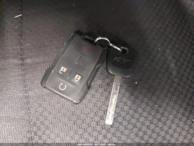 3GCUKREC7JG479386 Chevrolet Silverado 1500 2lt