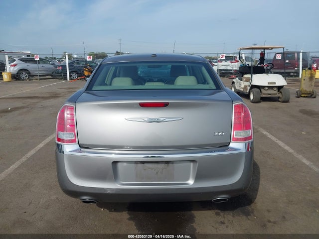 2C3CCAAG3EH322855 Chrysler 300