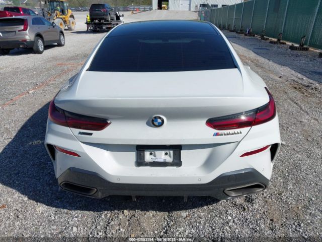 WBAGV8C09NCH15245 BMW m850i