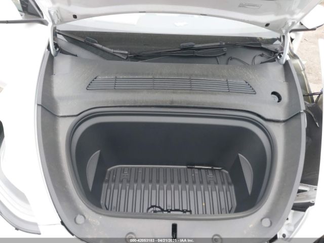7SAYGAEE2RF014315 Tesla Model Y Long Range Dual Motor All-wheel Drive