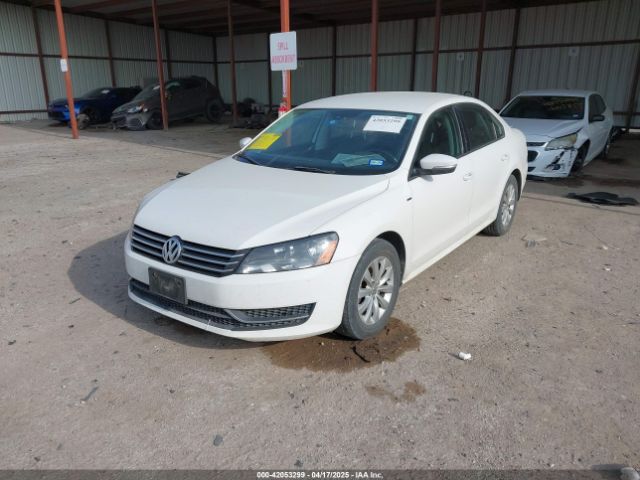1VWAT7A31FC055719 Volkswagen Passat 1.8t Wolfsburg Edition