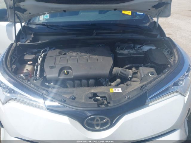 JTNKHMBX8K1061351 Toyota C-HR XLE