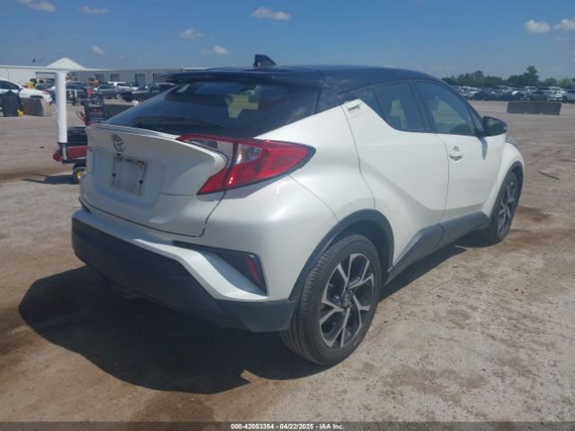 JTNKHMBX8K1061351 Toyota C-HR XLE