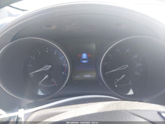 JTNKHMBX8K1061351 Toyota C-HR XLE