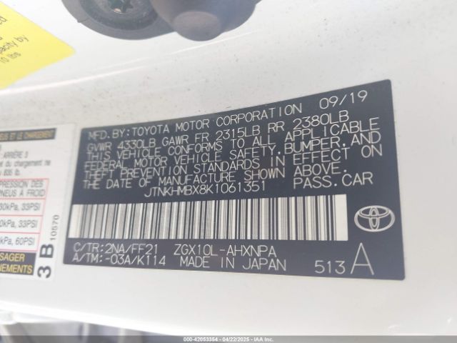 JTNKHMBX8K1061351 Toyota C-HR XLE