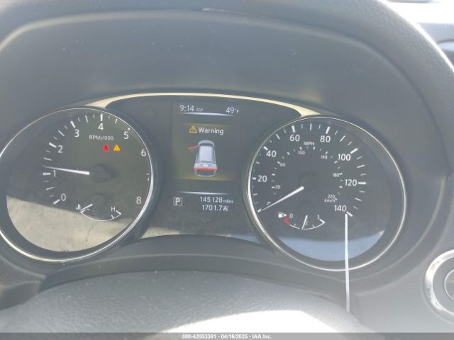 5N1AT2MTXFC799252 Nissan ROGUE SV