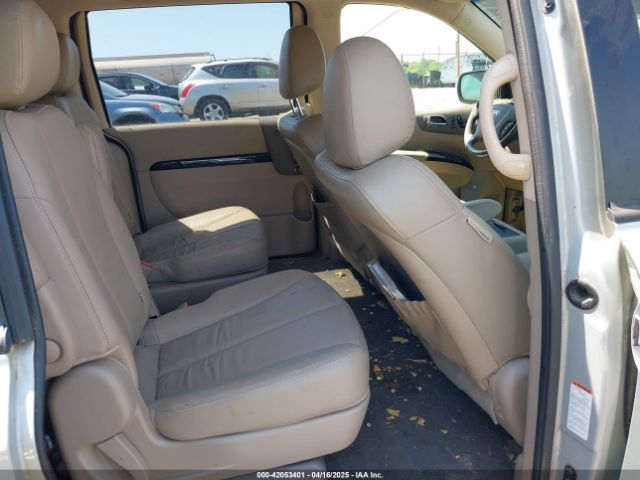 KNDMH4C70E6568392 KIA Sedona