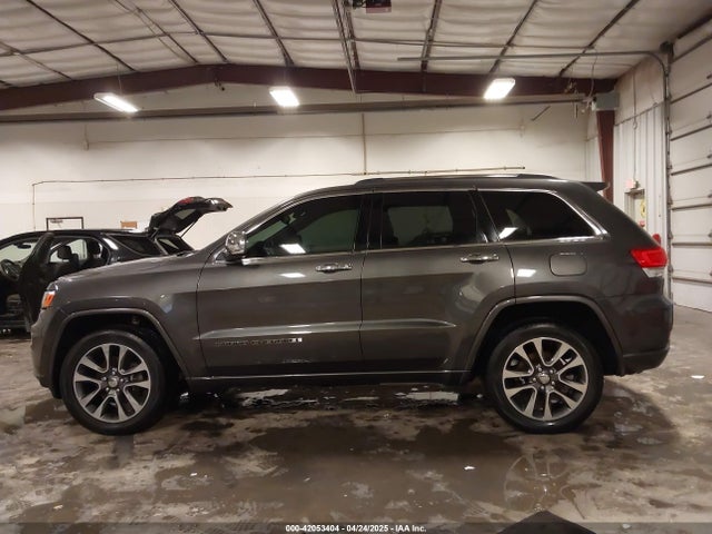 1C4RJFCG6HC641812 Jeep Grand Cherokee Overland 4x4