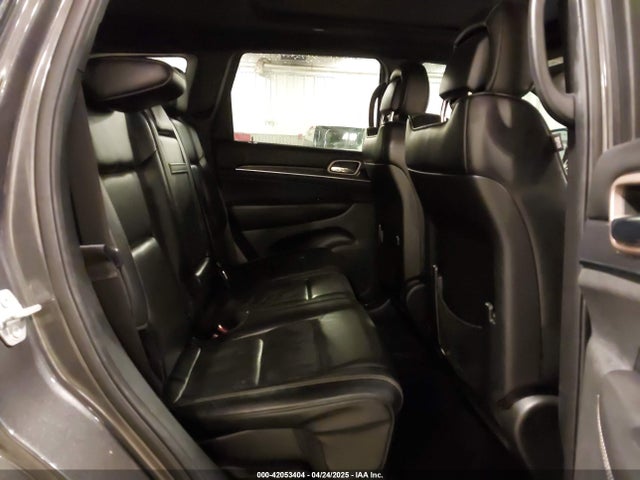 1C4RJFCG6HC641812 Jeep Grand Cherokee Overland 4x4