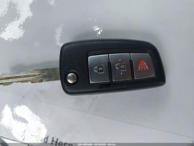 Nissan ROGUE S 2017 KNMAT2MT9HP520132 Image 11