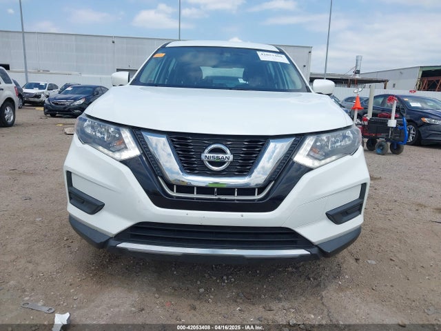 Nissan ROGUE S 2017 KNMAT2MT9HP520132 Image 13
