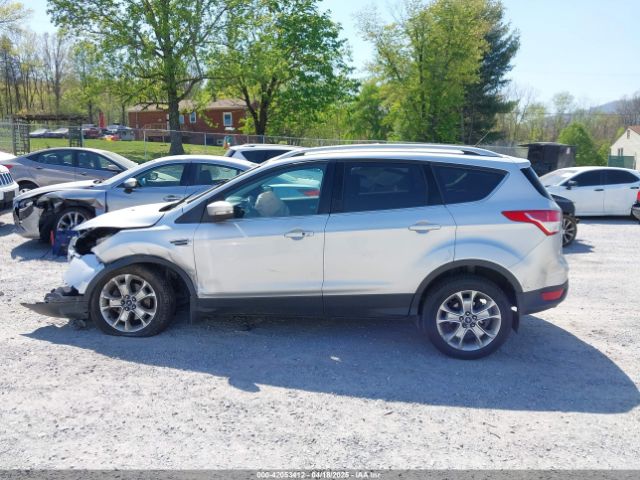 1FMCU9J93FUA35776 Ford Escape Titanium
