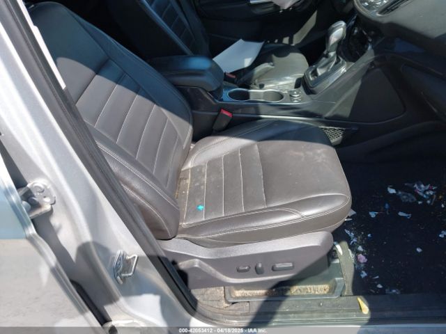 1FMCU9J93FUA35776 Ford Escape Titanium